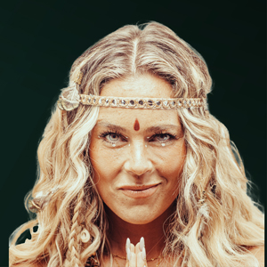 Inês Aires Pereira - The Comedy Club Espinho - 26 novembro-300x300